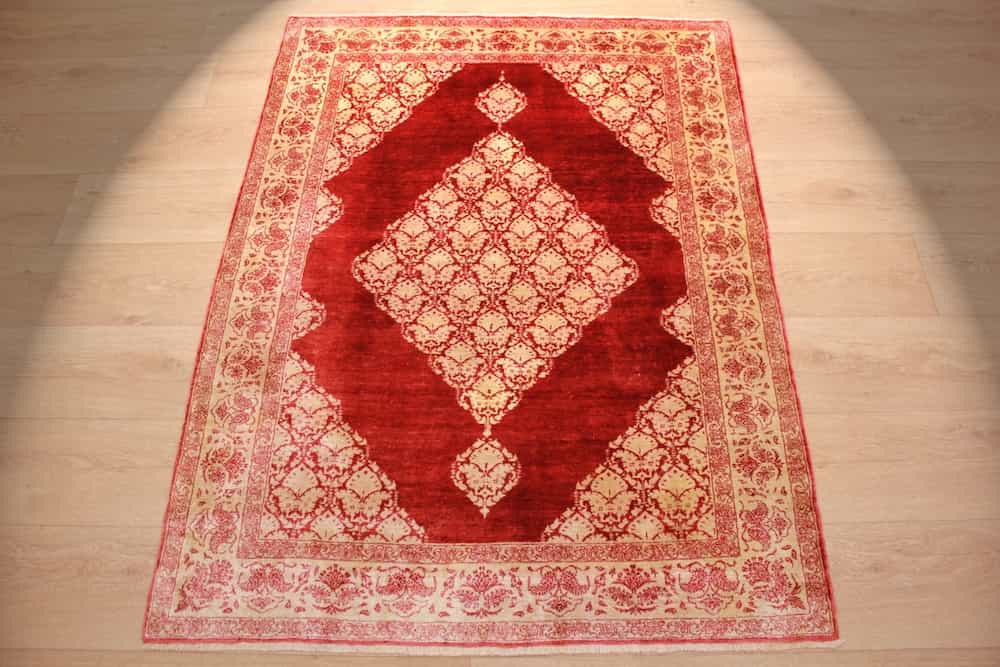The Best Price for Buying Oriental Persian Carpet