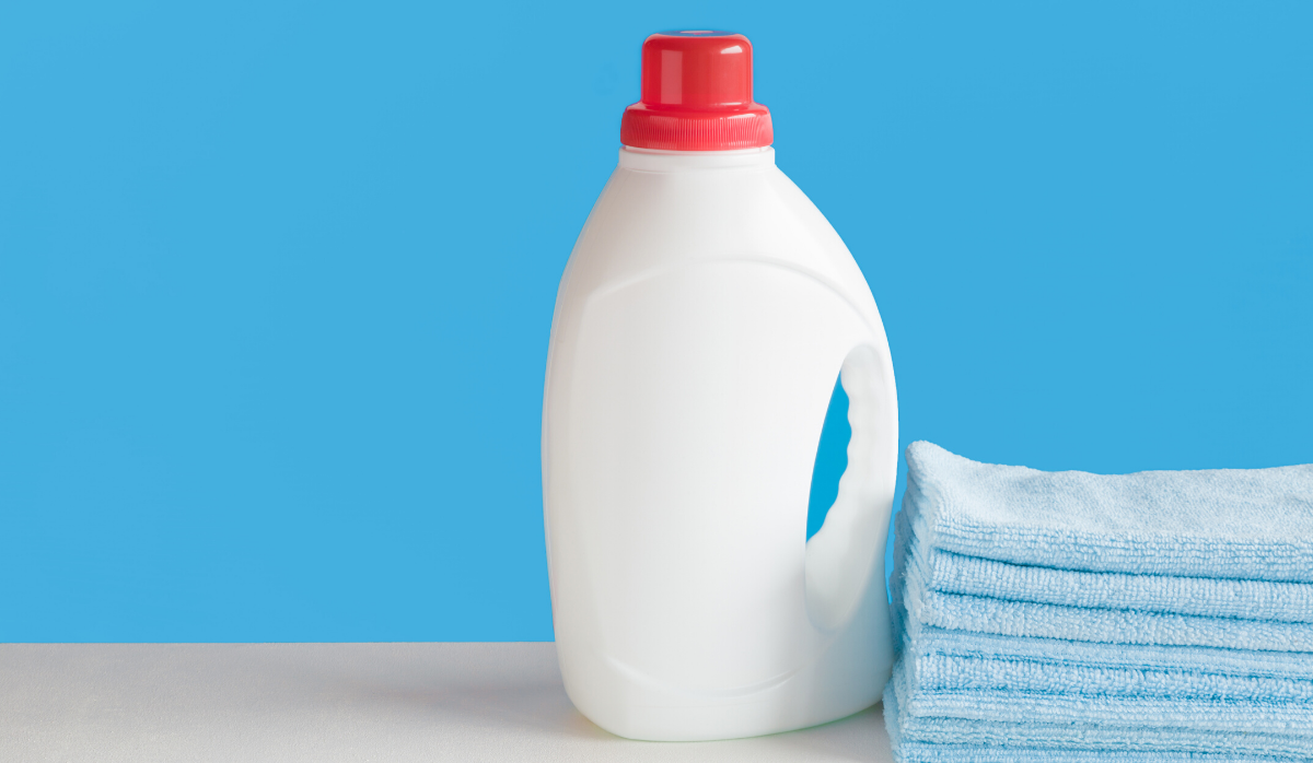 buy and price of laundry detergent liquid vs powder