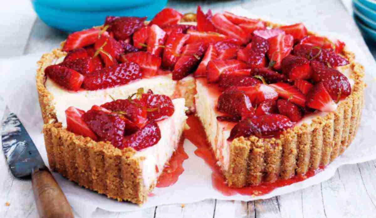 Buy the latest types of strawberry puree for pound cake at a reasonable price