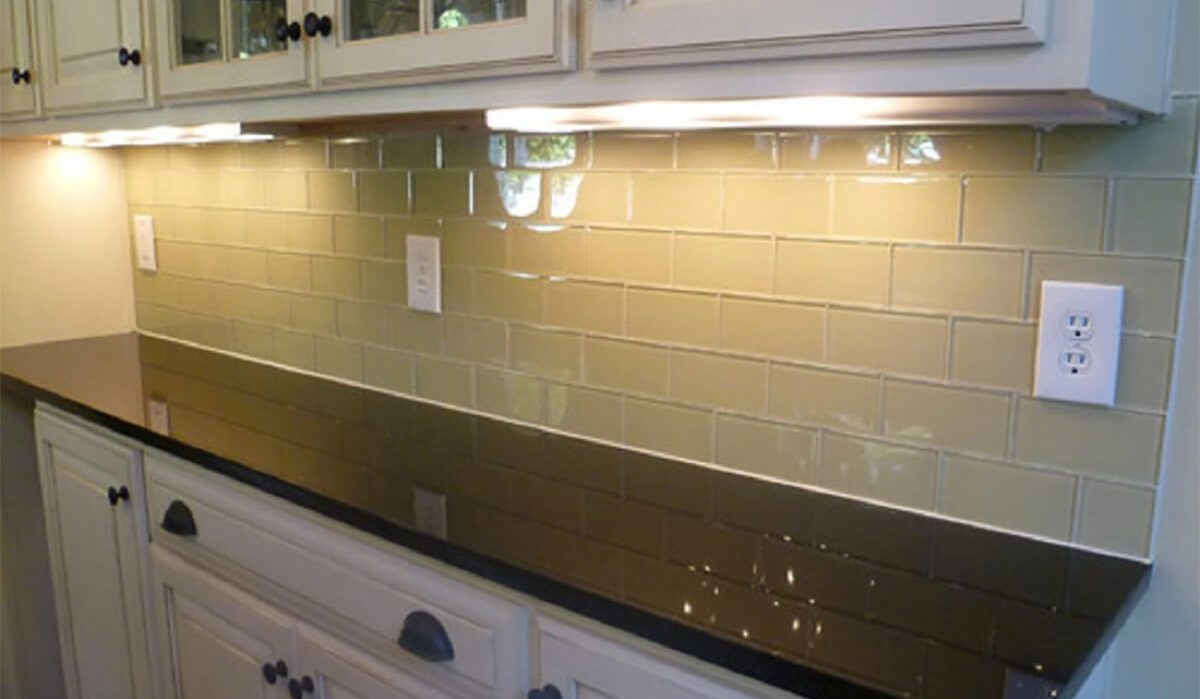 glass tile backsplash kitchen facts and amazing information