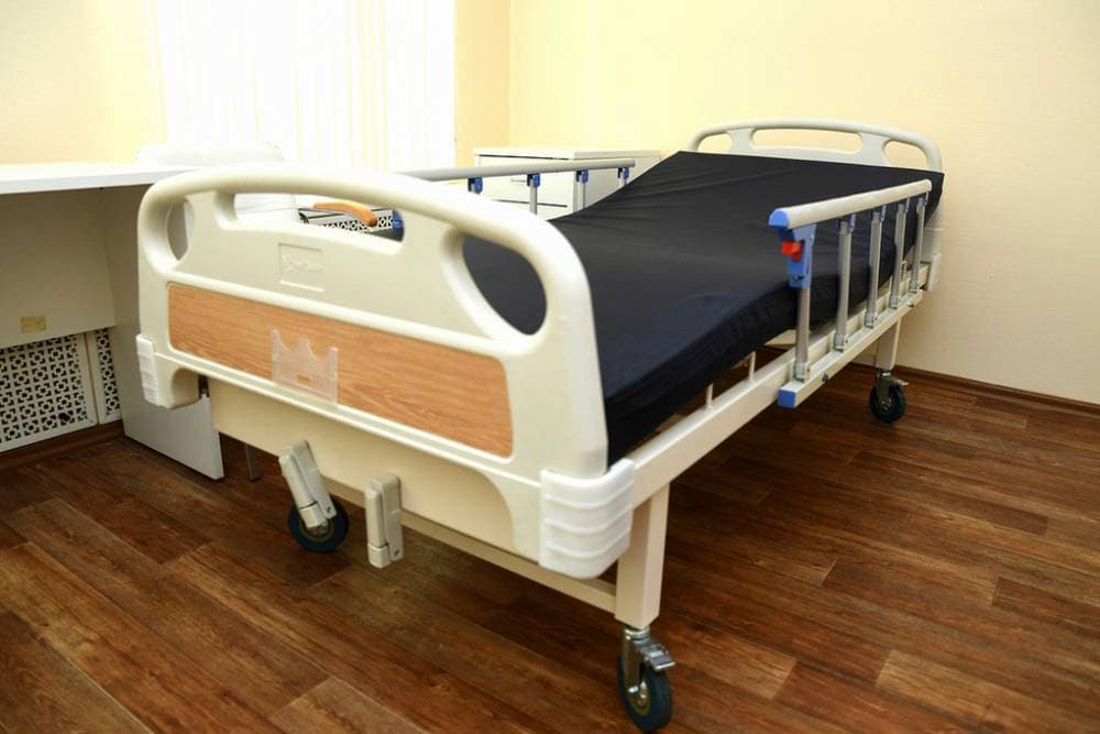 Buy and the Price of All Kinds of medical bed brands