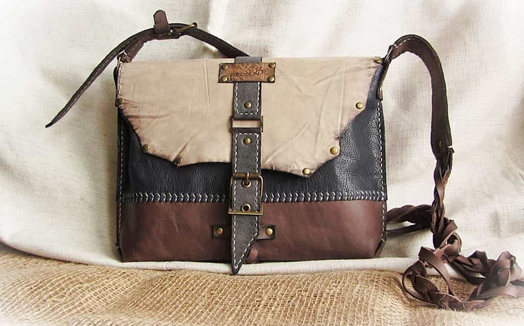 Buy the latest types of authentic leather bags