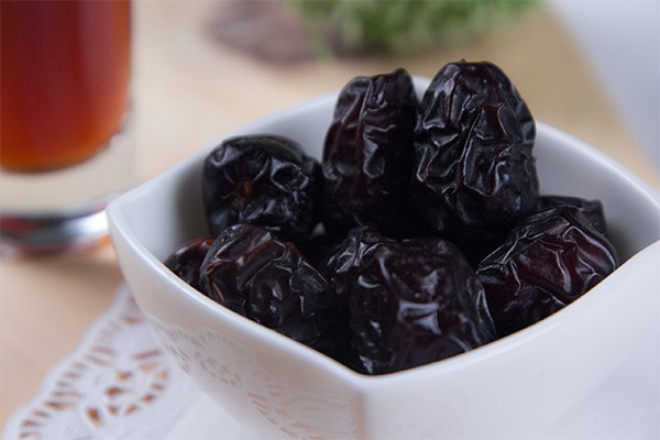Best Woolworths Pitted Dates + Great Purchase Price