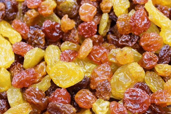 are sultanas raisins good for baking and giving appealing appearance