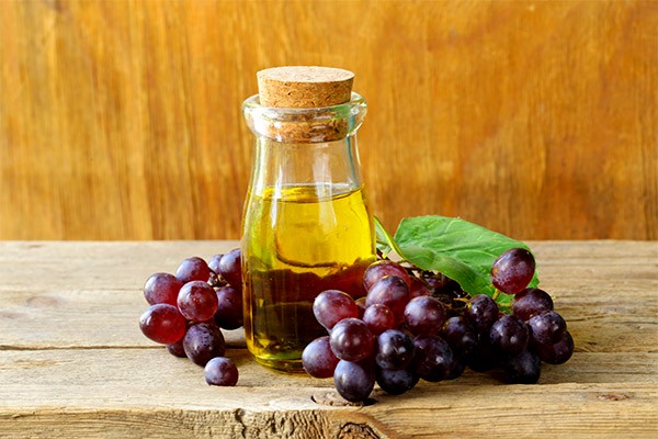 Purchase price grapeseed oil + advantages and disadvantages