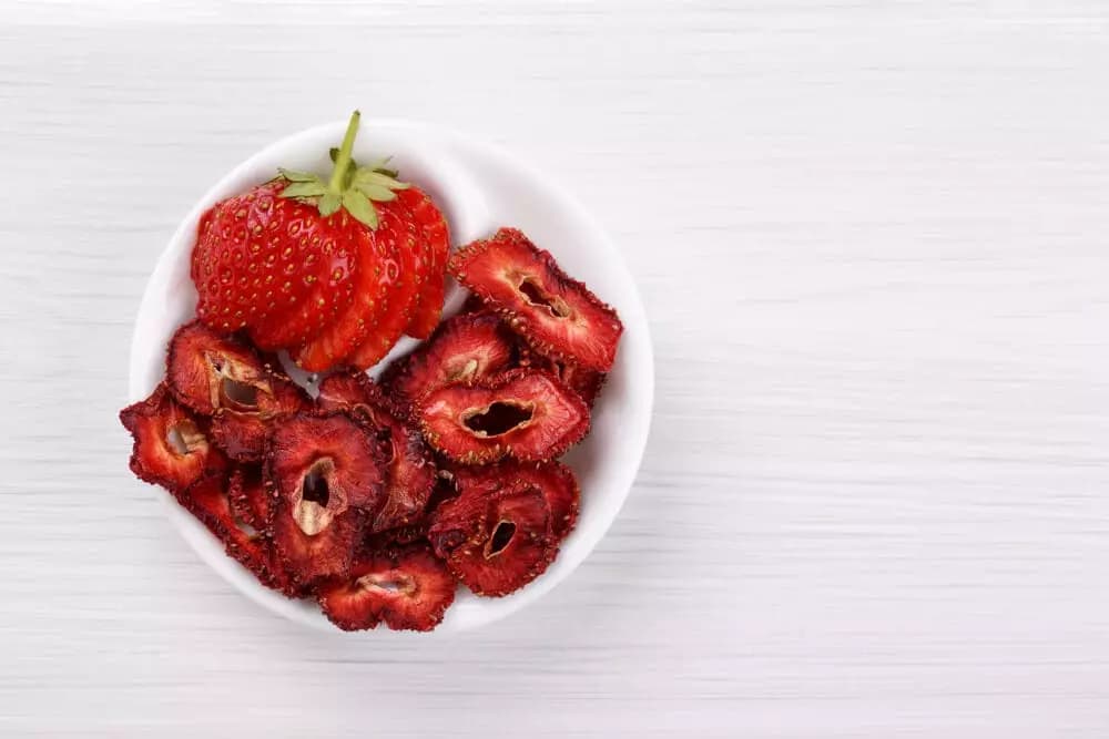 Buy Dried Strawberries wholesale +great price