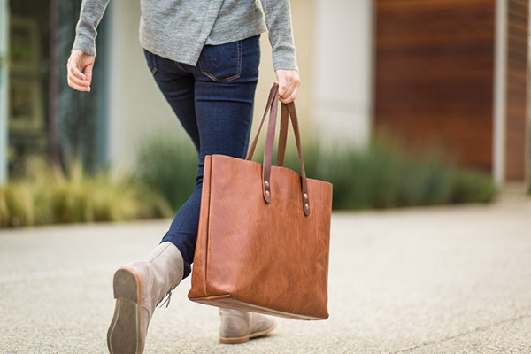 Purchase And Day Price of leather tote bags with zipper