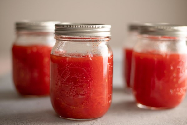 tomato sauce making process is complicated