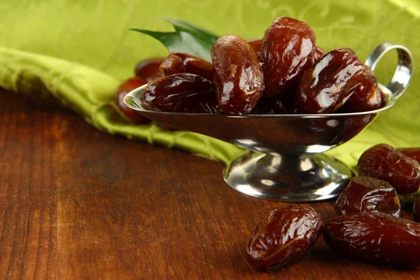Buy all kinds of wet dates at the best price
