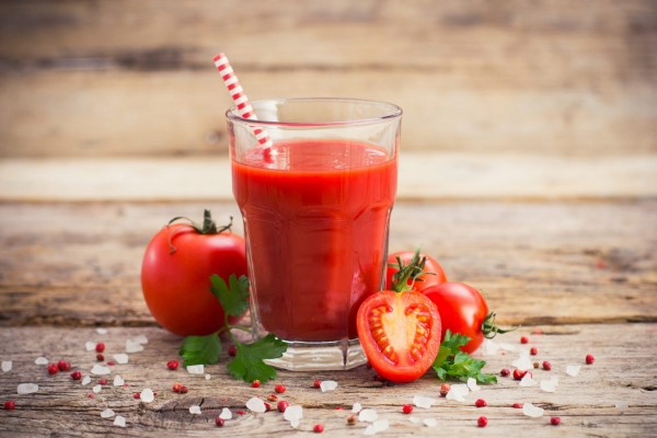 Tomato juice calories and surprising nutritional values