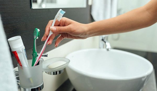 Buy all kinds of plastic toothbrush at the best price