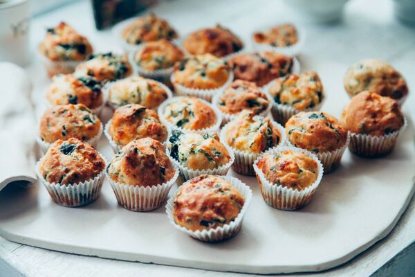 Zucchini bread muffins with applesauce