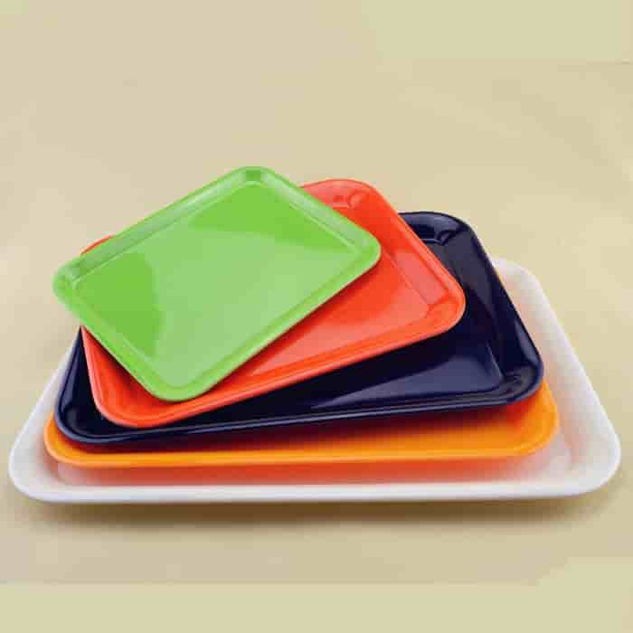 Buy the latest types of plastic plates  at a reasonable price