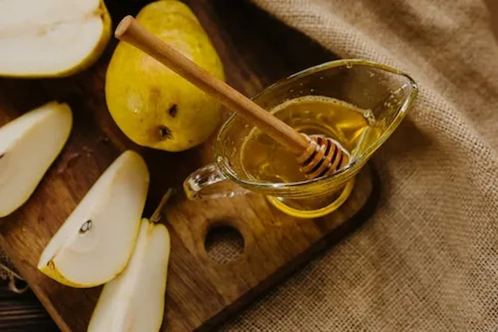 Buy the best types of dried pear  at a cheap price