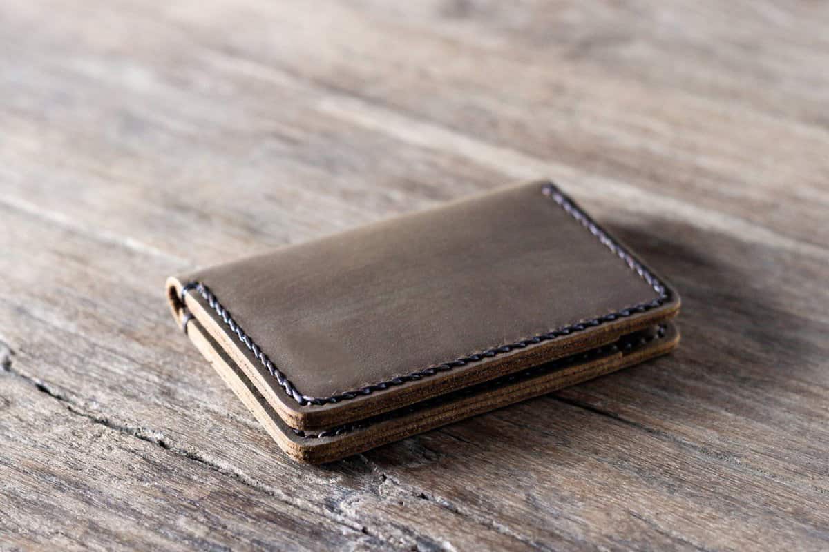 High quality leather wallet for men + reasonable price