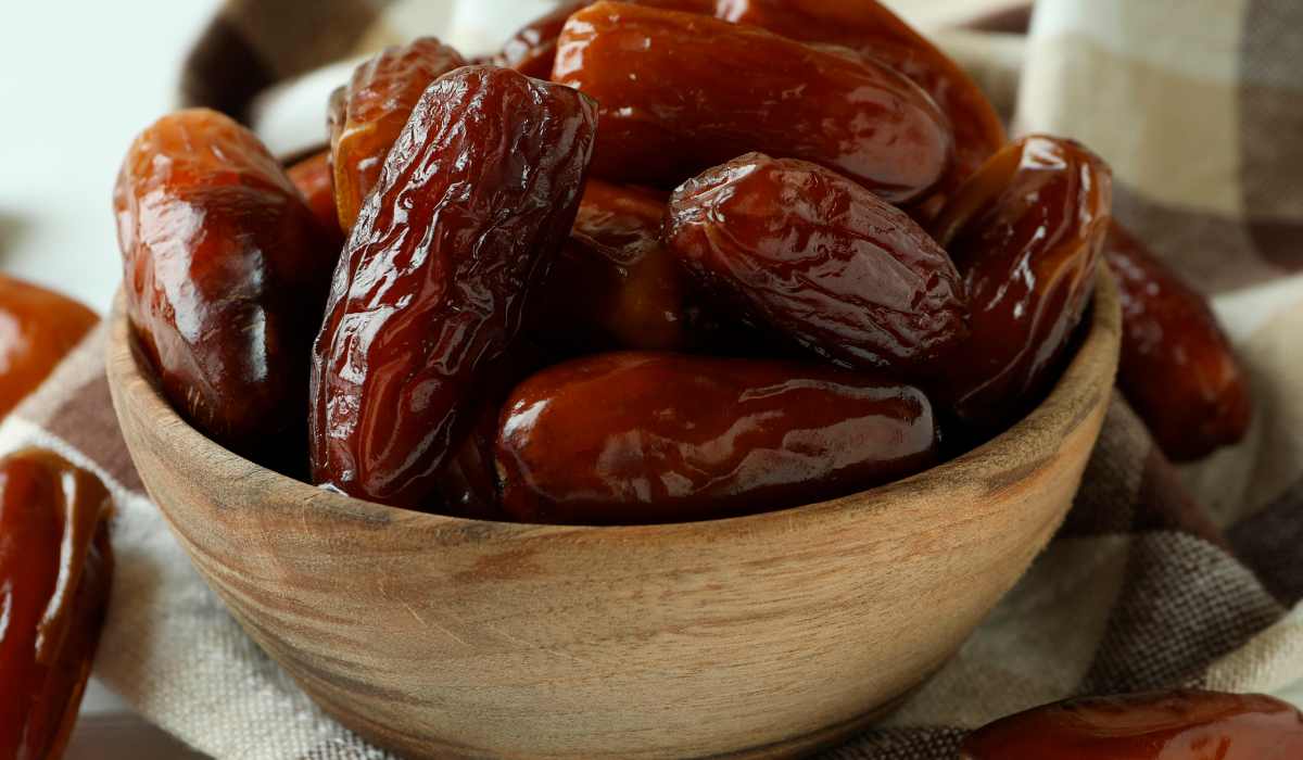 Buy and price of the best types of Rhutab original dates