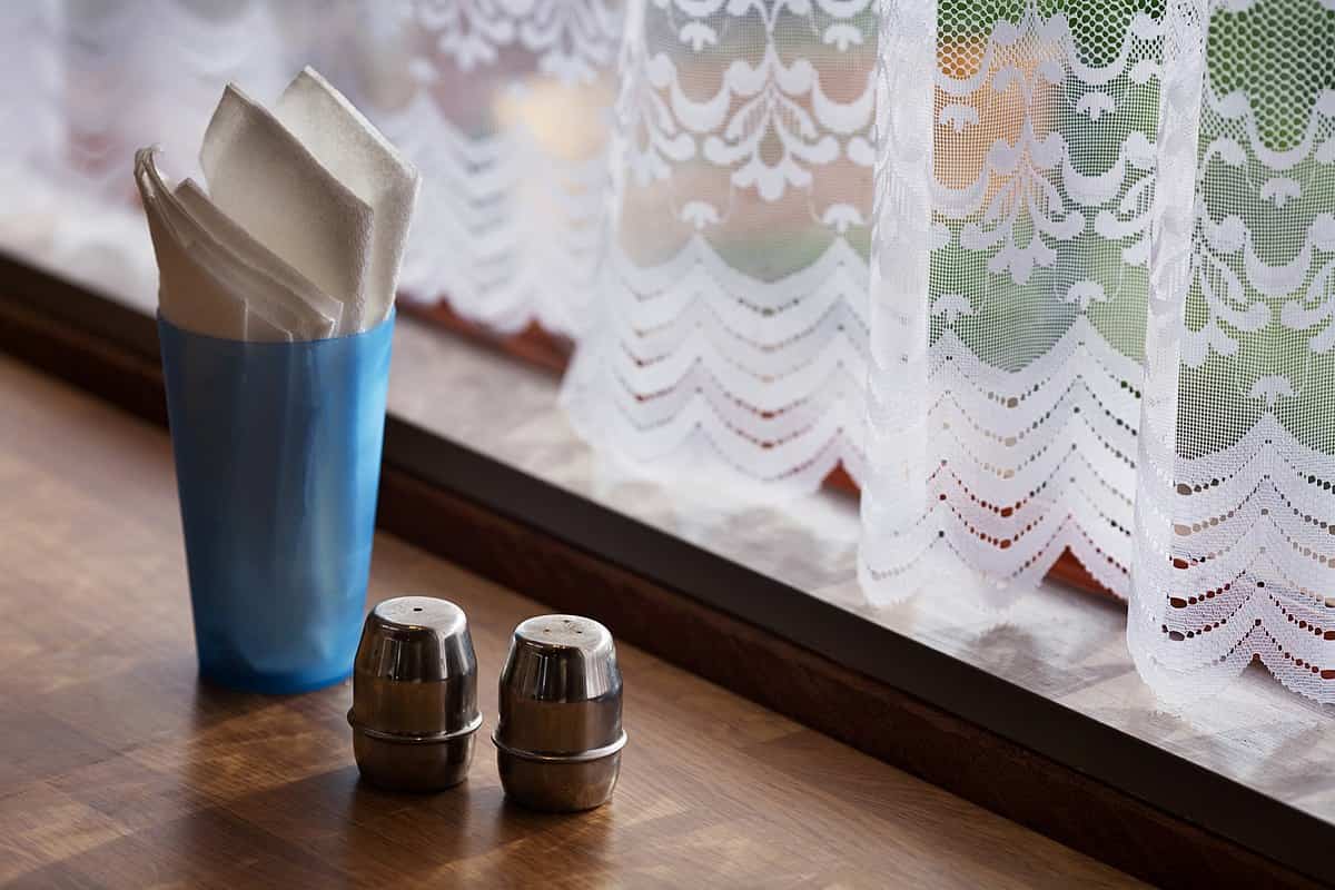 The Best Price for Buying Napkin Plastic Holder
