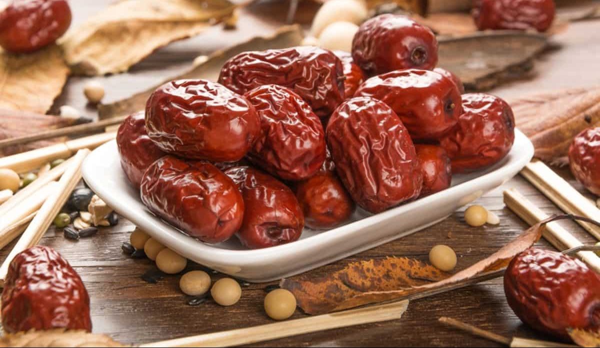 "buy ajwa dates  | Selling With reasonable prices "