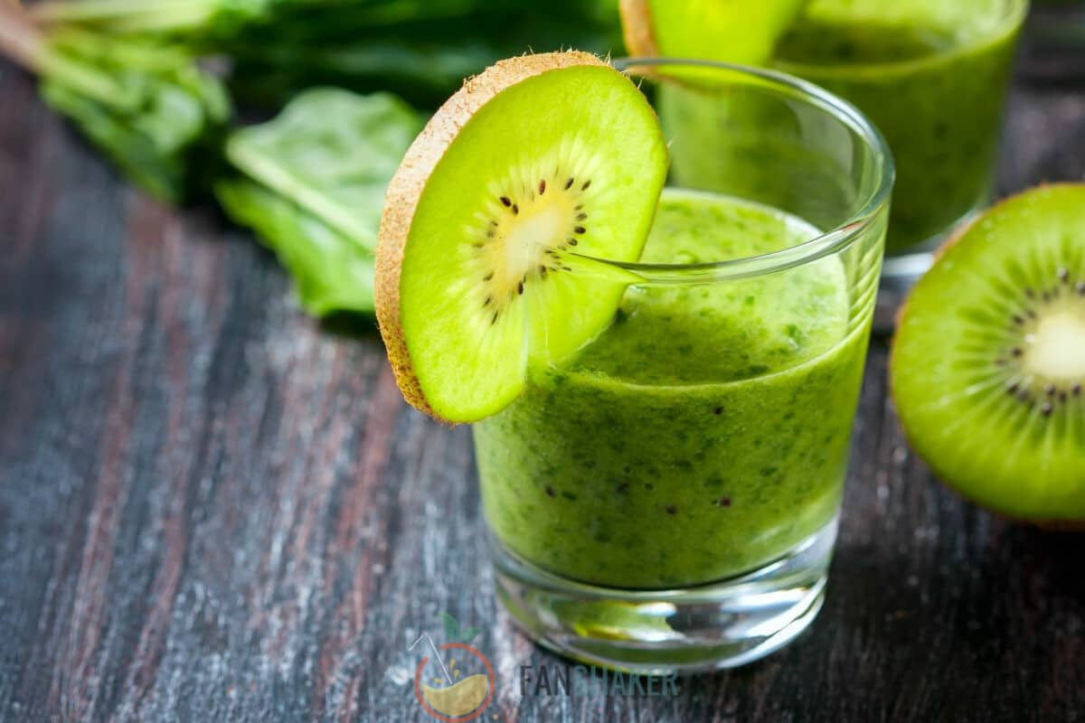 organic kiwi juice concentrate has a special taste and aroma