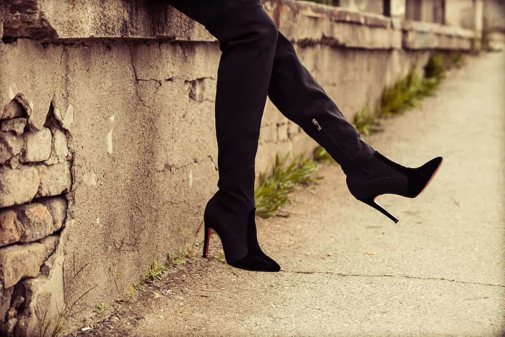 Buy women black leather knee-high boots + Great Price