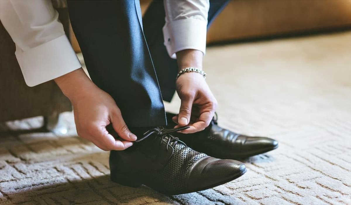 Best men’s dress shoes for standing all day+ Buy