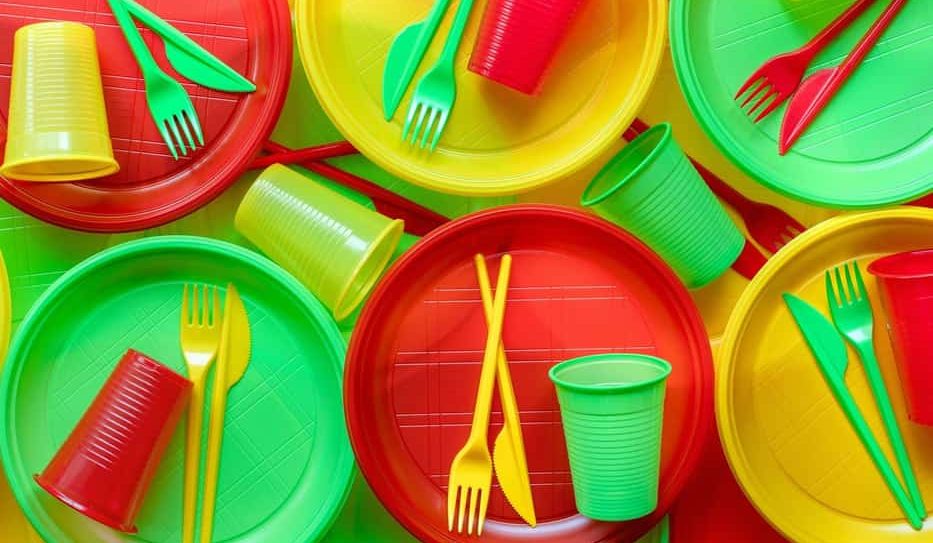 Introducing the types of plastic utensils +The purchase price