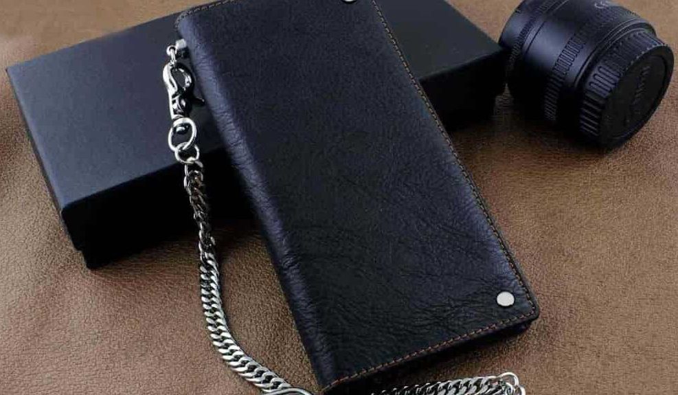 Price and purchase of Black Leather Wallet With Chain+ Cheap sale
