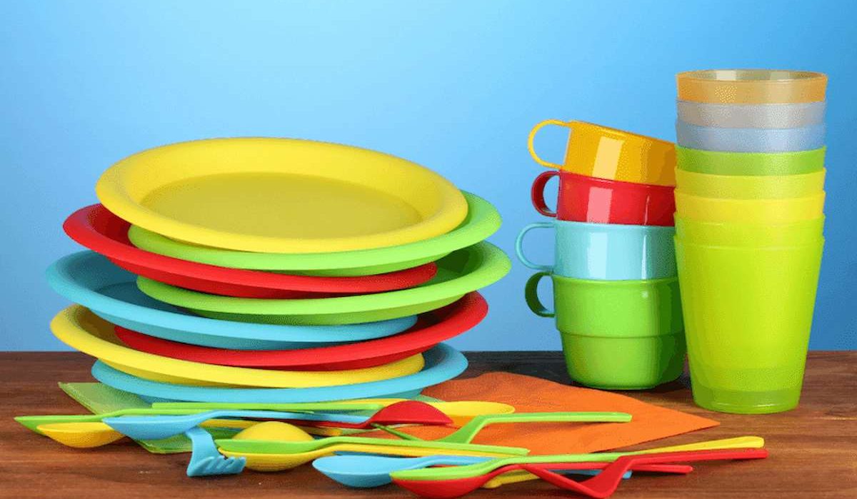 Plastic tableware set price | buy at a cheap price