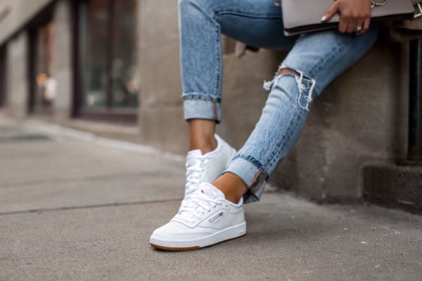 Buy the latest types of women perennial sneakers at a reasonable price