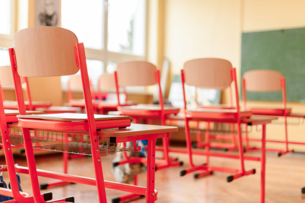 Buy the best types of school chairs at a cheap price