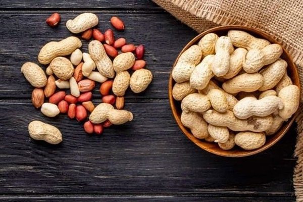 what are the different types of peanuts