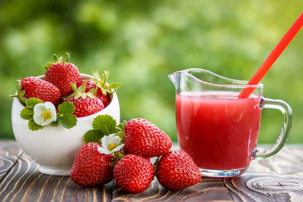 The purchase price of Strawberry Juice from production to consumption