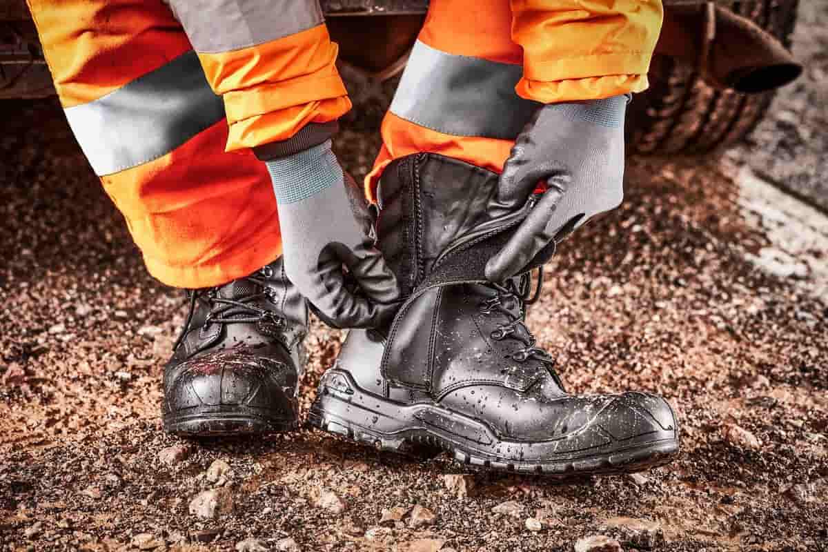 Safety Boots for men and women+ Best Buy Price
