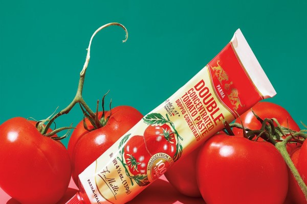 Tube of Italian tomato paste | buy at a cheap price