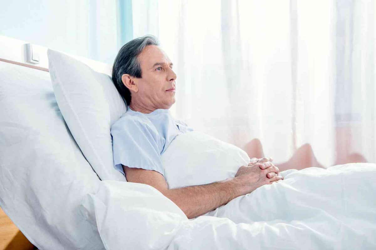 Comfortable hospital bed for patients with back pain