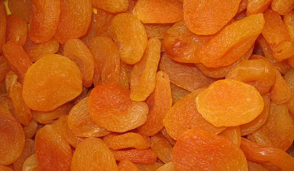 dried apricot price in usa vs the cost of California almond