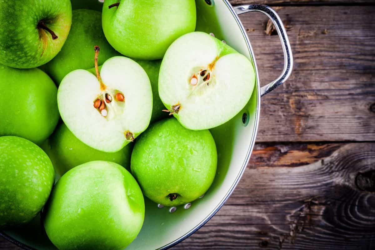 Buy Organic Baldwin Apple Fruit + Great Price