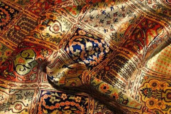 Persian silk carpet  purchase price + user manual