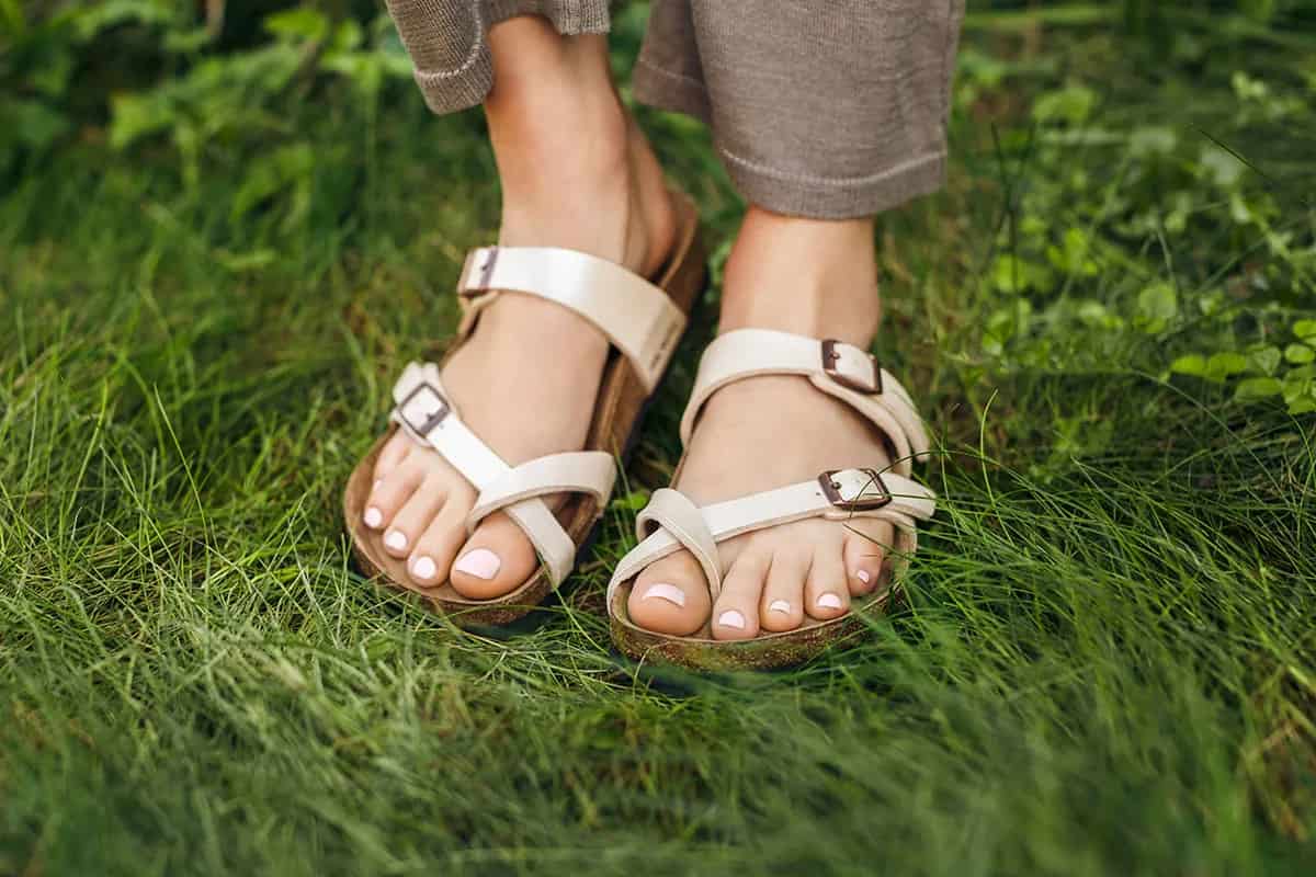 Best types of sandals for women  + Great Purchase Price
