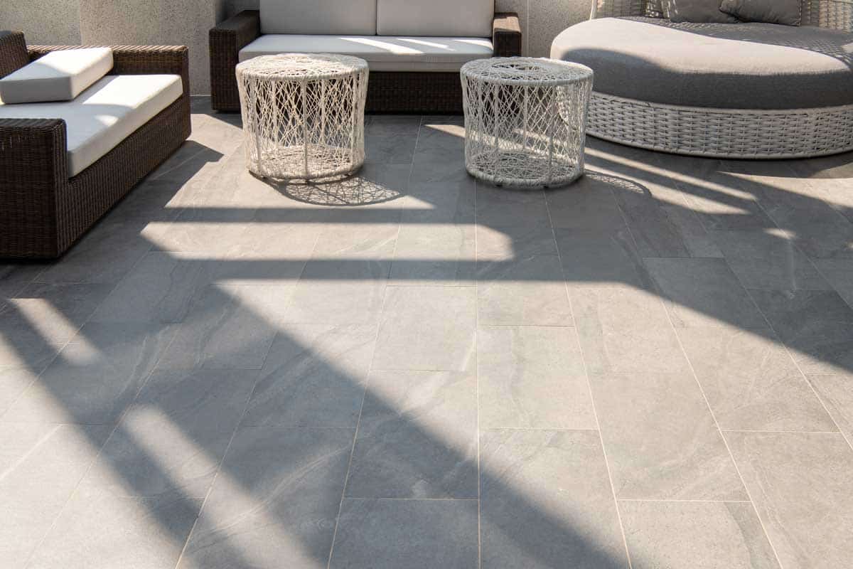 Introduction of outdoor areas porcelain tile types + purchase price of the day