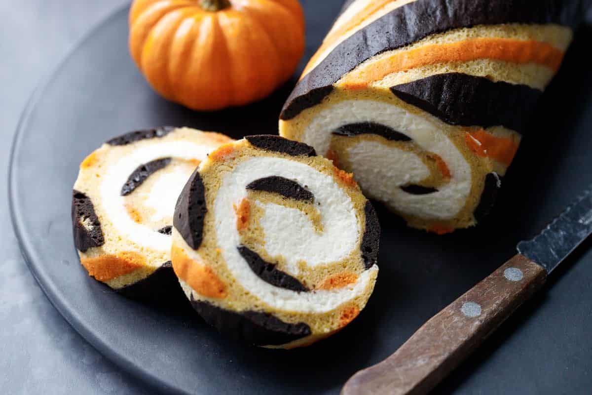 Price and Buy Jenis Pumpkin Cake Roll + Cheap Sale