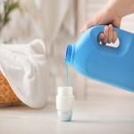 Ariel Liquid Detergent; Removes Oily Mudy Stains Strnog Fabric Softener
