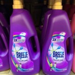 Breeze Detergent Powder; Using Less Water Removing Dirt Bacteria Stains