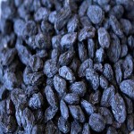 Black Raisins in Pakistan; Iron Vitamin C Potassium Source Control Cholesterol Blood Pressure