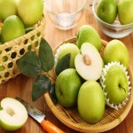 Green Apple Fruit; Fibers Minerals Source Juicy Sour taste (Thicke Skin)