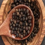 Black Pepper in India (Piperaceae) Magnesium Calcium Antioxidants Source Increase Energy Level