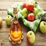Apple Vinegar Uses in Hindi; Light Brown Contain Potassium Relieves Heartburn