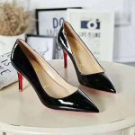 Female shoes brands with Complete Explanations and Familiarization
