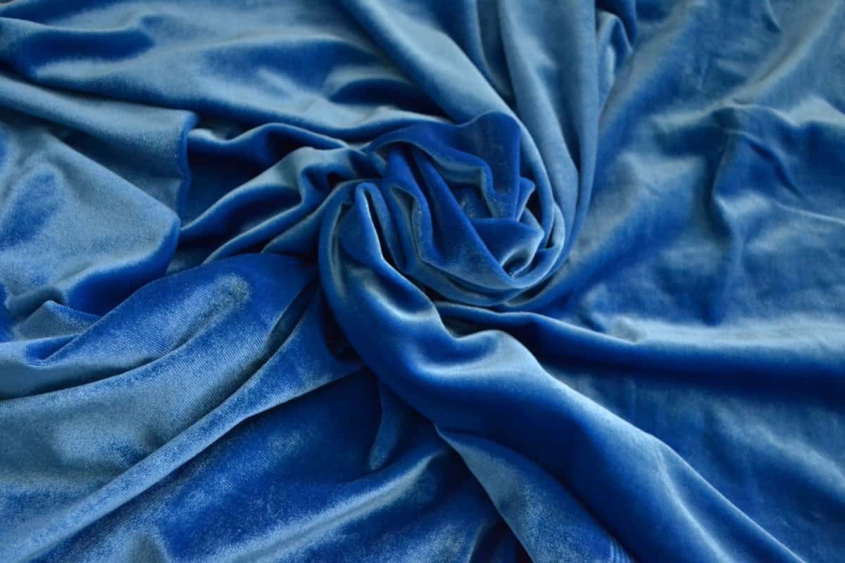 Buy All Kinds of Velvet Fabrics at the Best Price