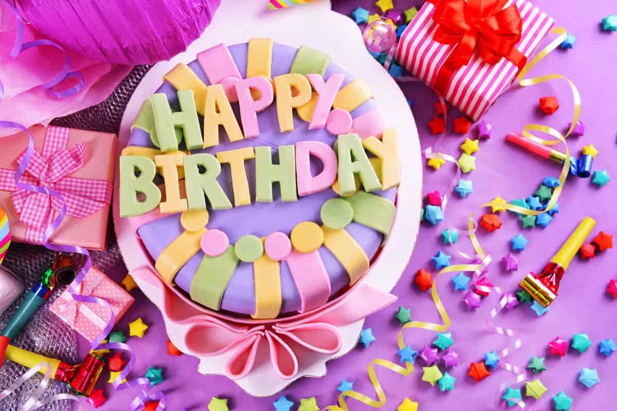Premium AI Image | Cake 4k Illustration Happy Birthday